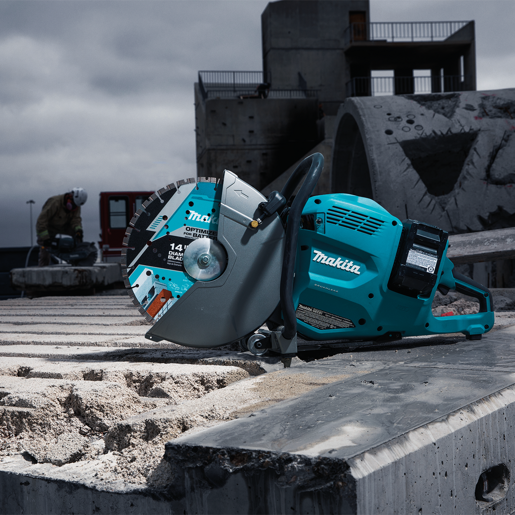 MAKITA 80V MAX XGT® BRUSHLESS POWER CUTTER 2 BATTERY KIT - 14-inch