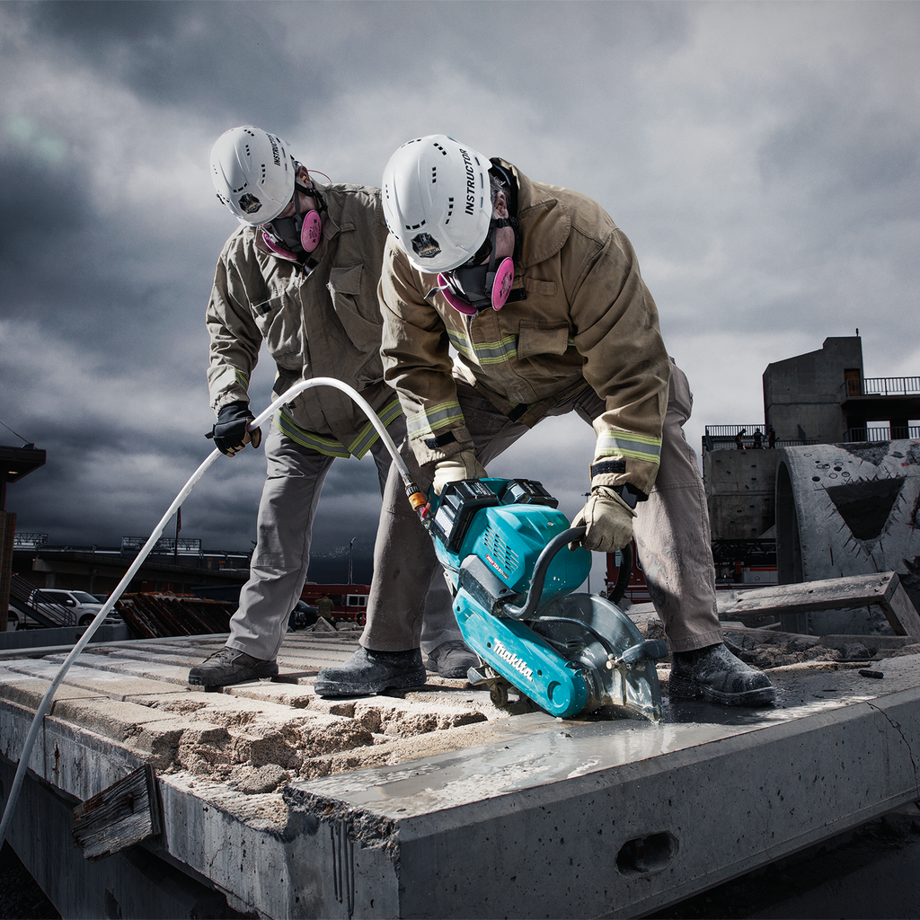 MAKITA 80V MAX XGT® BRUSHLESS POWER CUTTER 2 BATTERY KIT - 14-inch