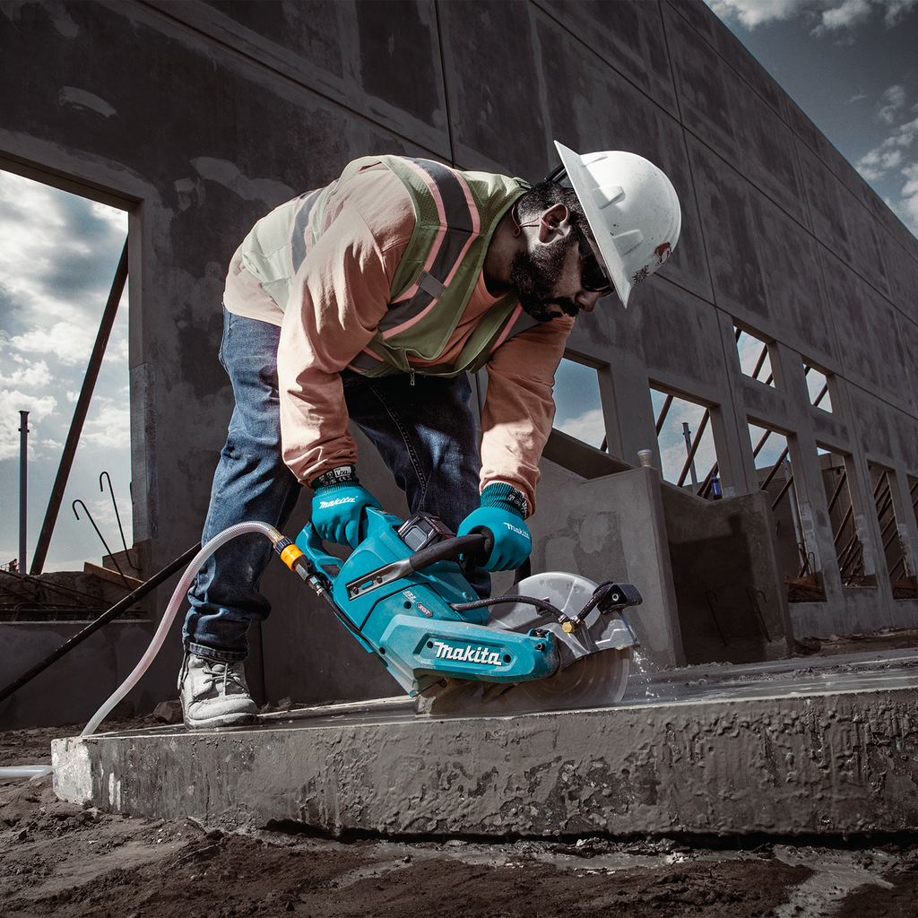 MAKITA 80V MAX XGT® BRUSHLESS POWER CUTTER 2 BATTERY KIT - 9-inch